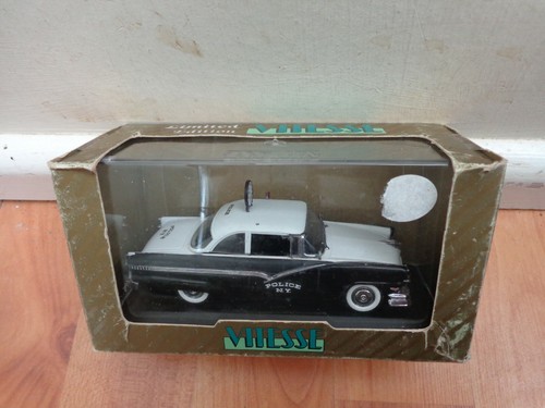 Vitesse classique ford - 1/43,